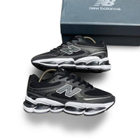 New Balance 2000 BLACK WHITE