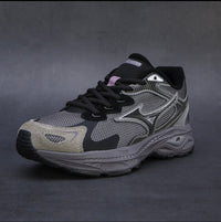 Mizuno Racer