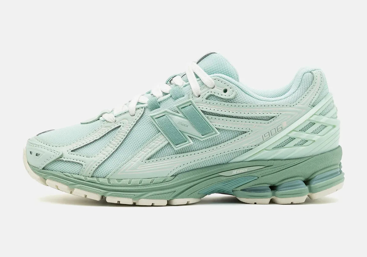 NEW BALANCE 1906R Green Clear