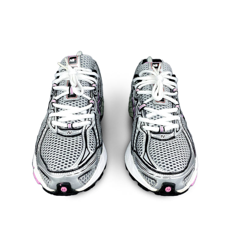 New Balance 740 PINK