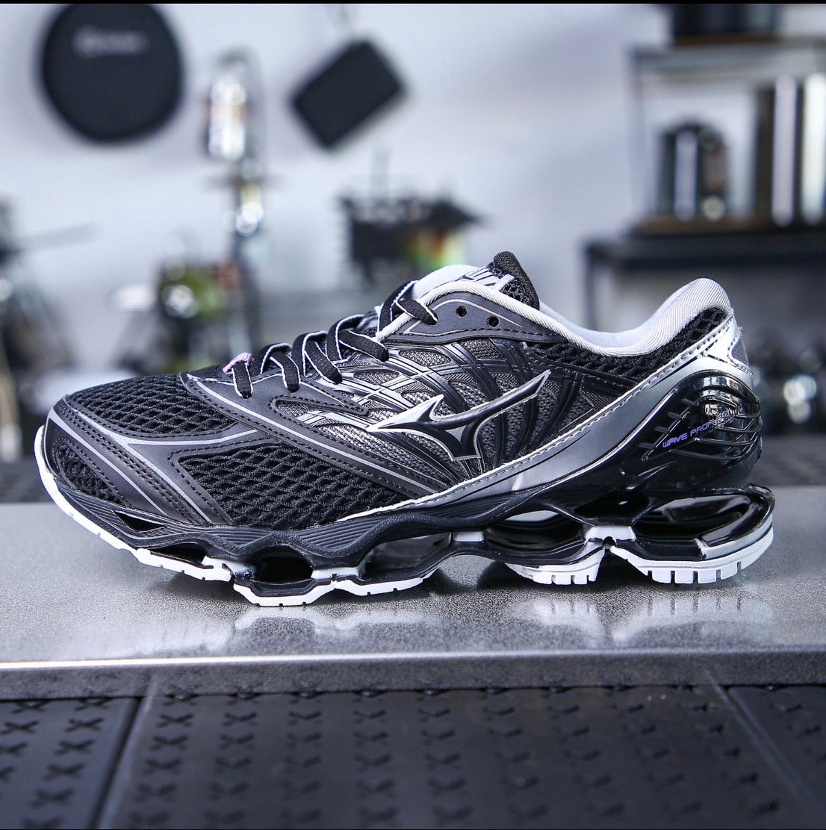 Mizuno Wave Prophecy Noir
