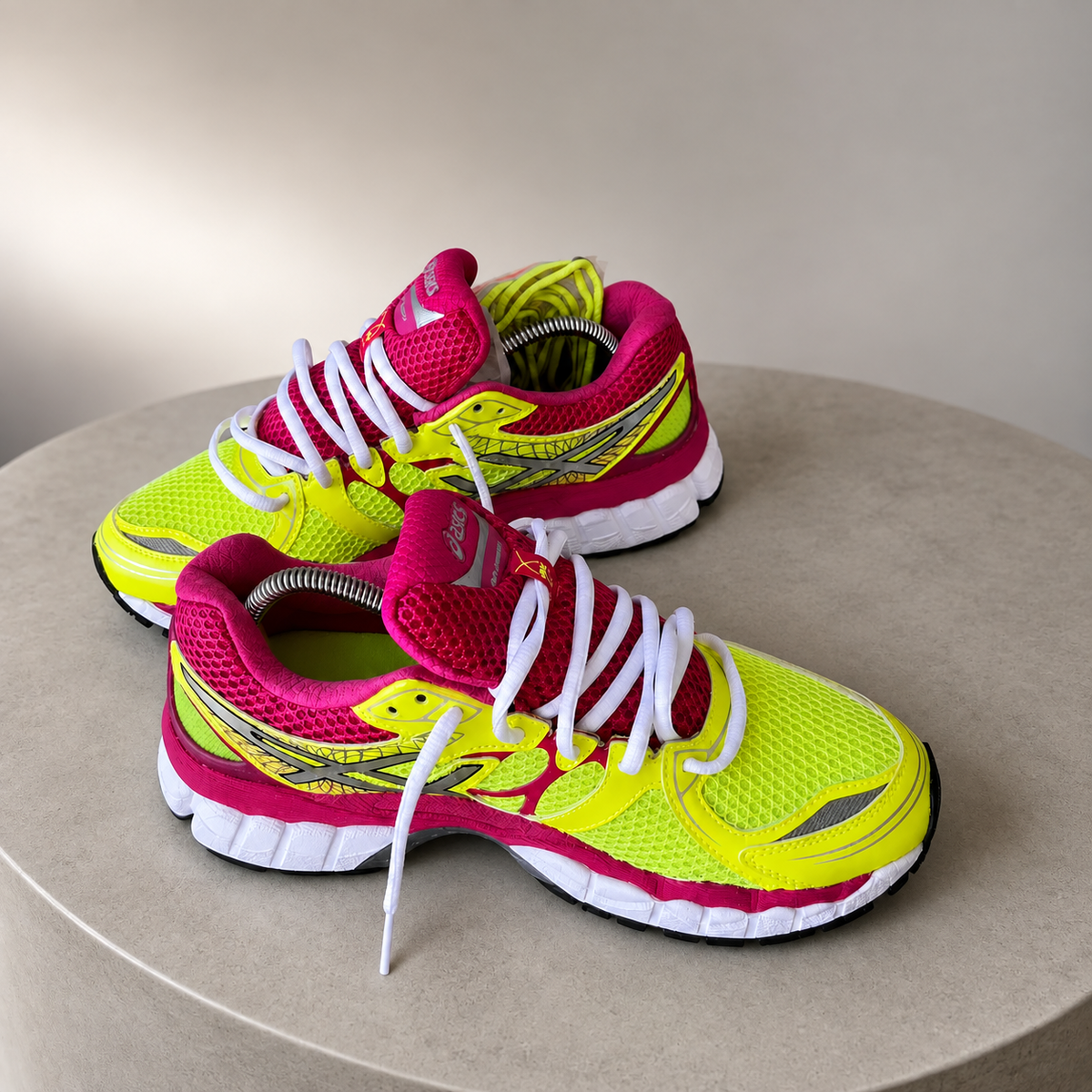 Gel Nimbus 16 Running