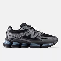 New Balance 2000 BLACK